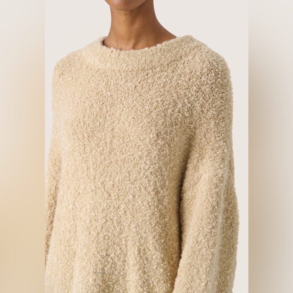 SOAKED IN LUXURY Women's Tan oversized L/XL Turtleneck Sweater NWT - Picture 9 of 12
